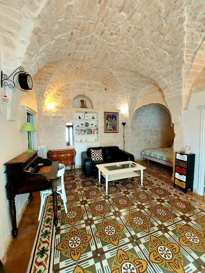 Apartment Mammacara Ceglie Messapica Exteriör bild